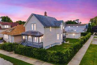 2823 Broadway St - Photo 1 of 1