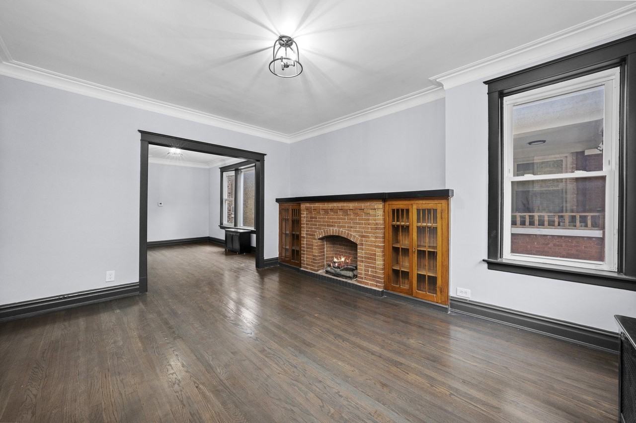 6423 S Maplewood Ave Unit 1 #1 - Photo 3 of 25