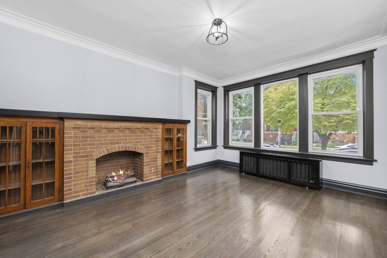 6423 S Maplewood Ave Unit 1 #1 - Photo 4 of 25