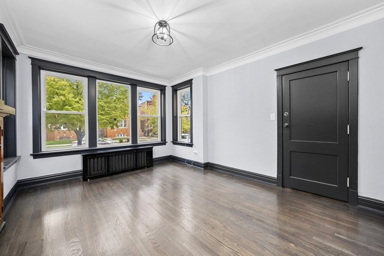 6423 S Maplewood Ave Unit 1 #1 - Photo 5 of 25