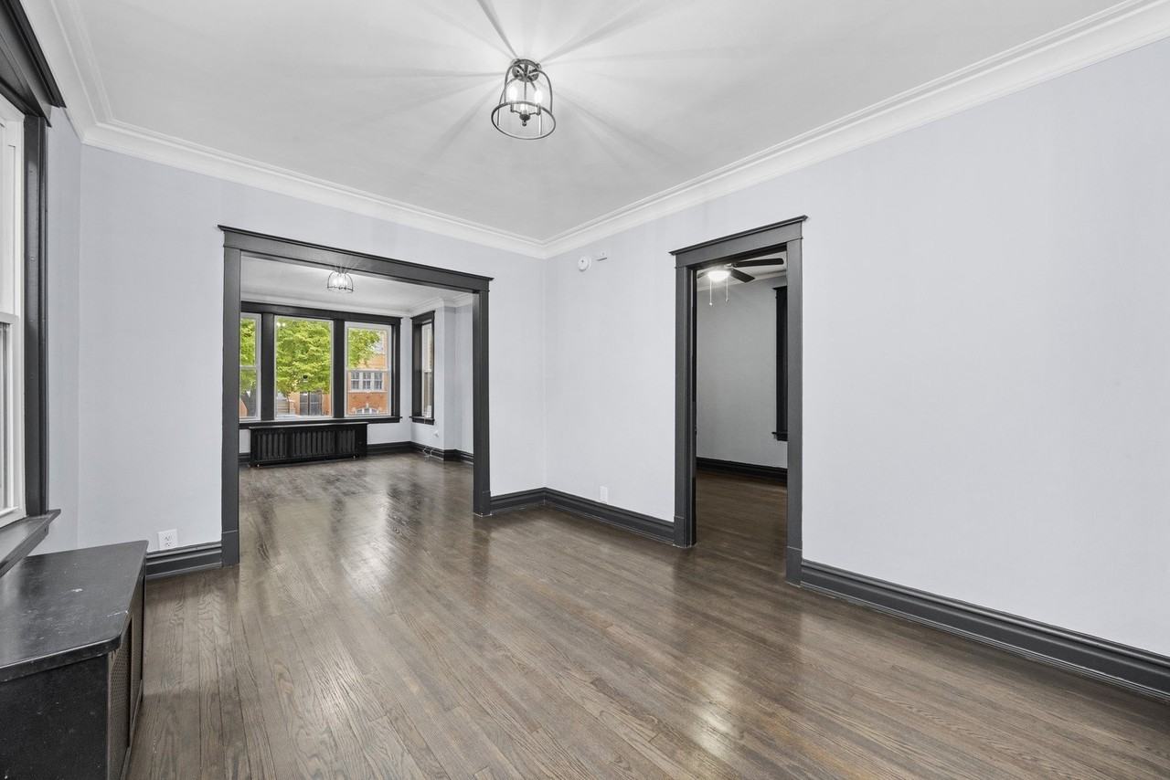 6423 S Maplewood Ave Unit 1 #1 - Photo 7 of 25