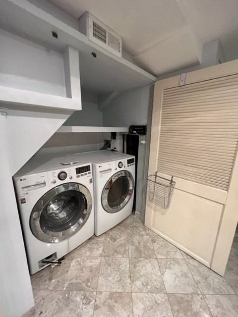 2156 Rugen Rd Apt D #D - Photo 7 of 15