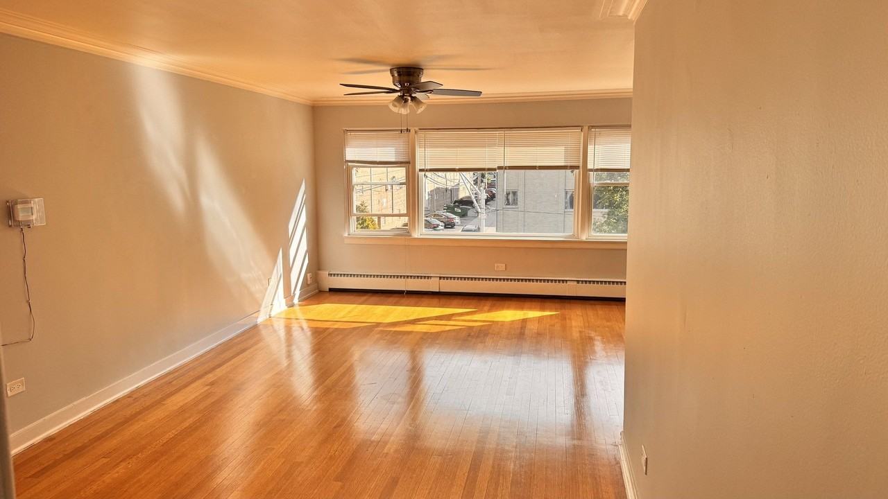 5544 N Campbell Ave Unit 2 #2 - Photo 4 of 13