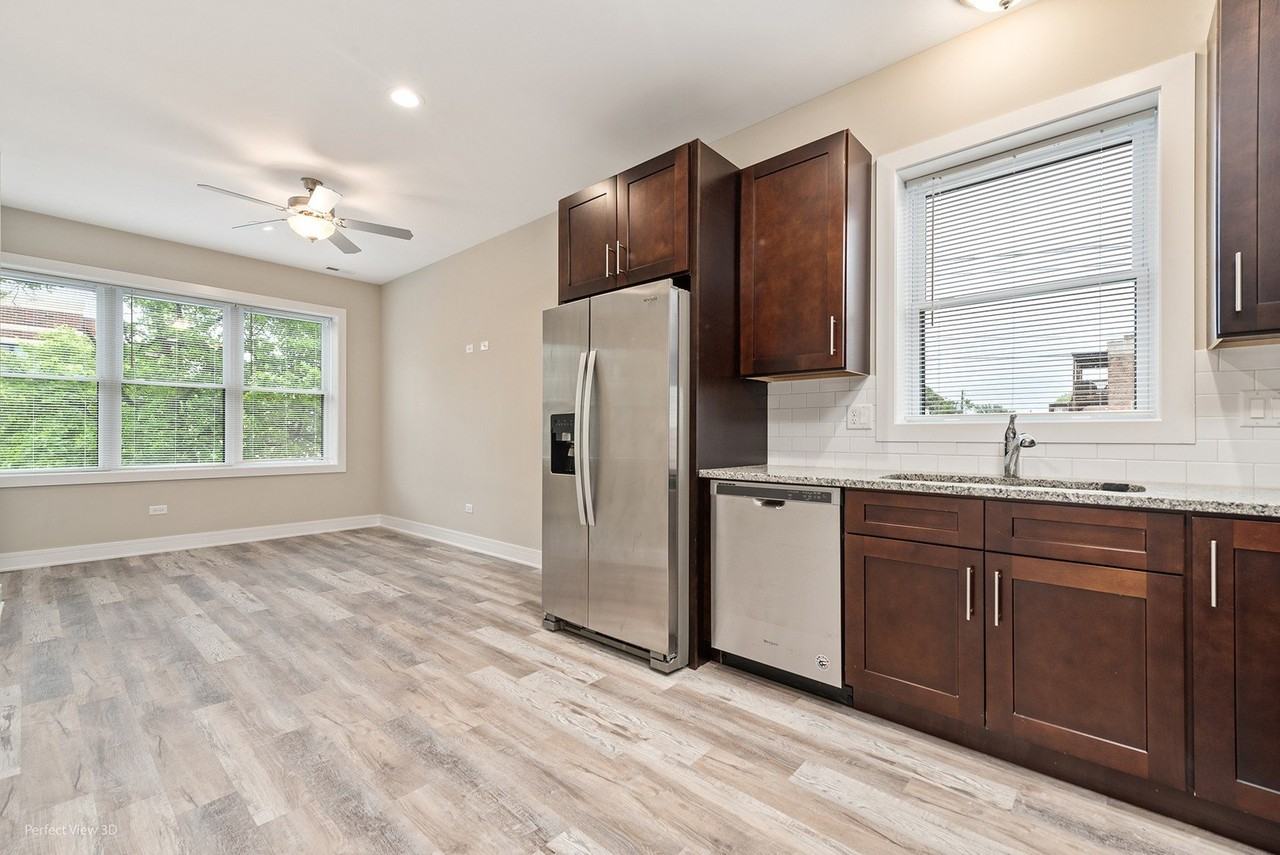 6530 S Maryland Ave Unit 2 #2 - Photo 2 of 12