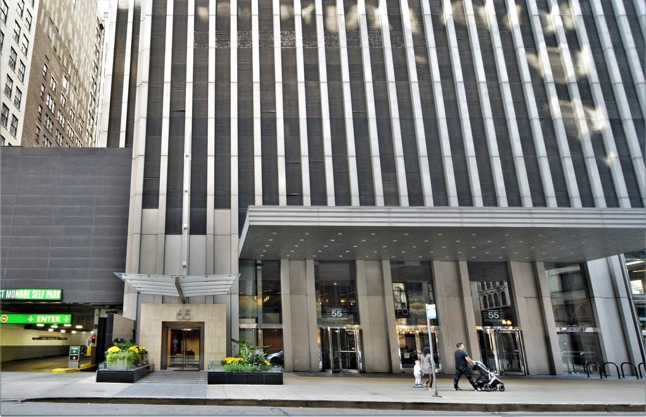 65 E Monroe St Unit 4503 #4503 - Photo 2 of 33