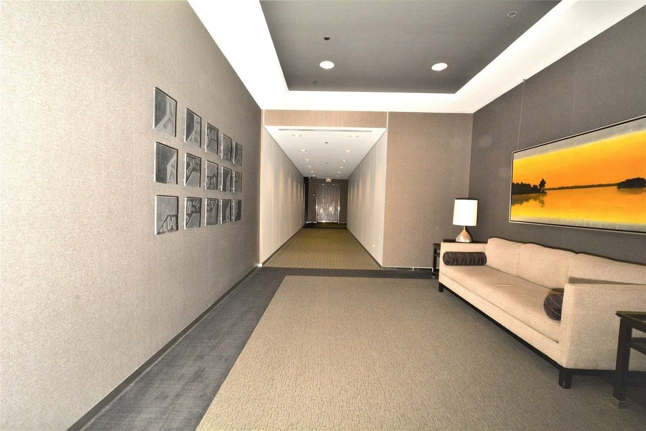 65 E Monroe St Unit 4503 #4503 - Photo 7 of 33