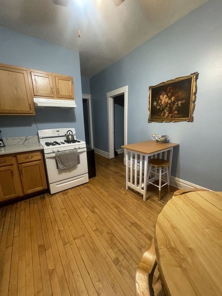 2107 W Coulter St Unit 1r #1R - Photo 2 of 26