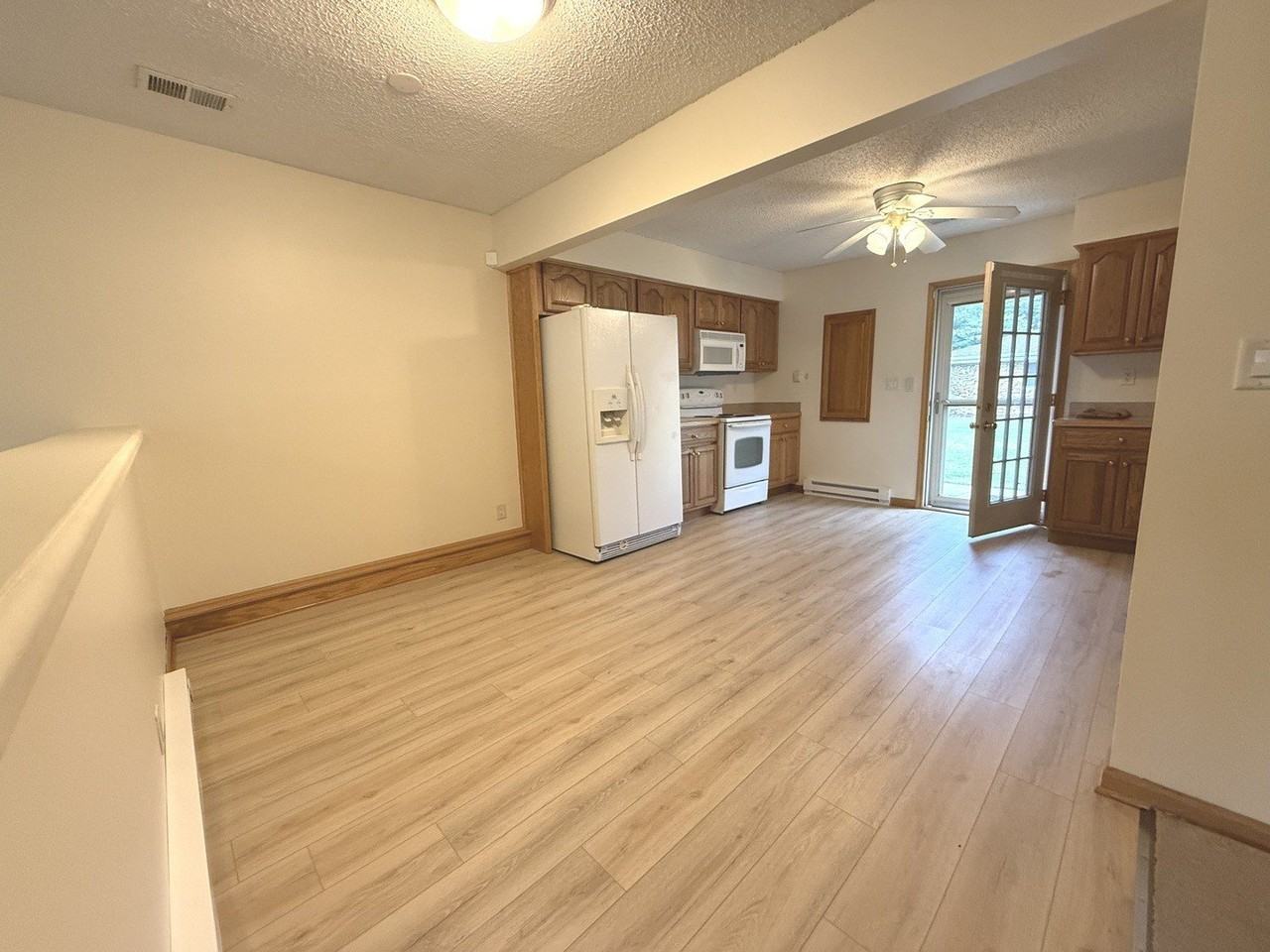 532 West St Apt 4 #4 - Photo 4 of 14