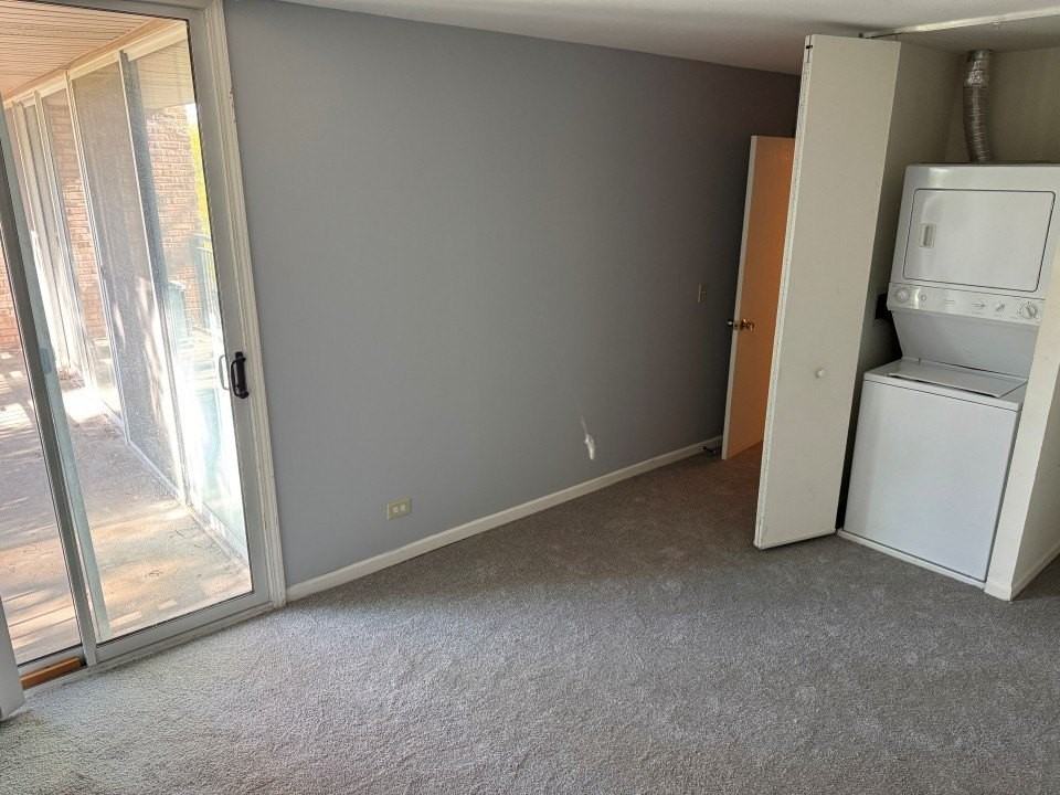 5950 Oakwood Dr Apt 4c #4C - Photo 6 of 15