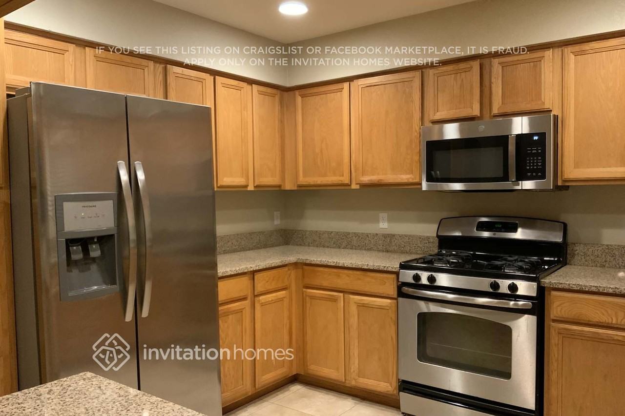 9348 Deer Lodge Ln - Photo 5 of 12