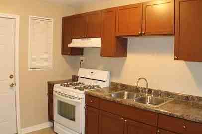 739 Walnut St Unit 739 #739 - Photo 6 of 10