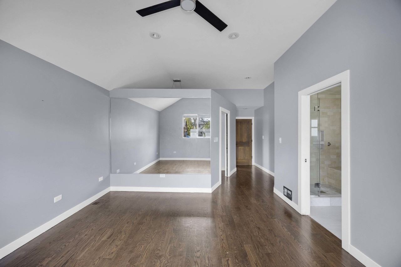 9059 Oneill Dr - Photo 6 of 15