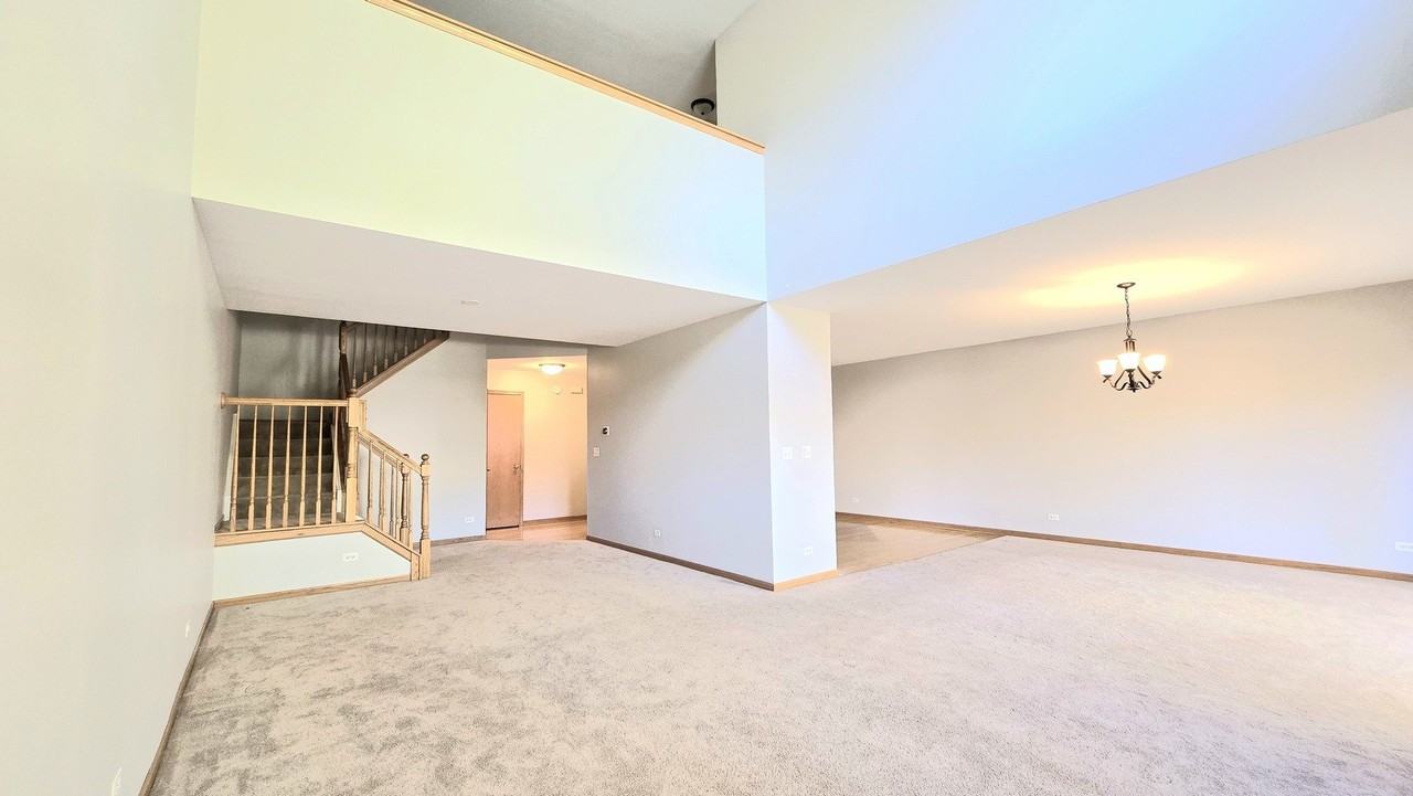 3261 Cool Springs Ct - Photo 7 of 16