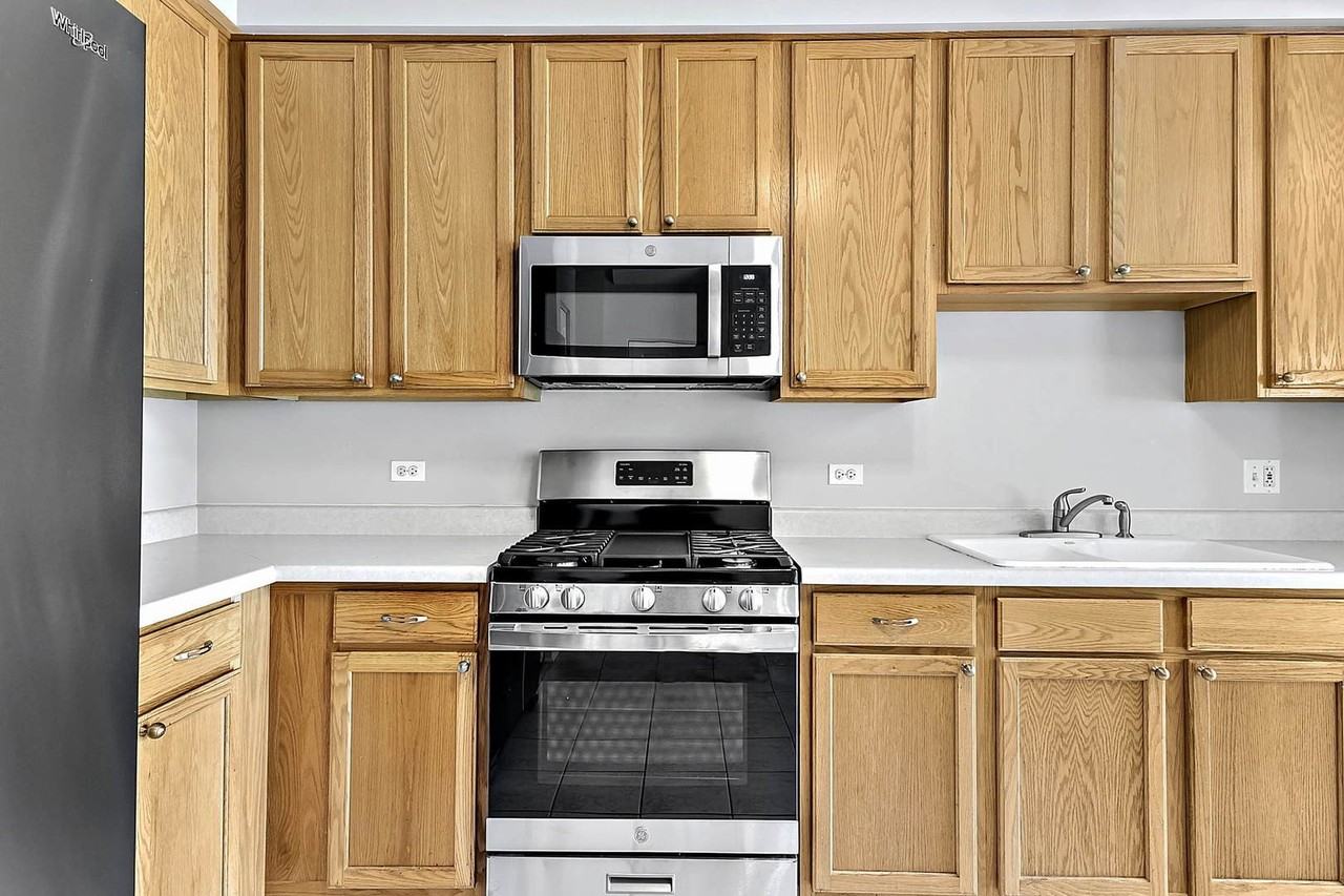 2804 White Thorn Cir Unit 2804 #2804 - Photo 5 of 15