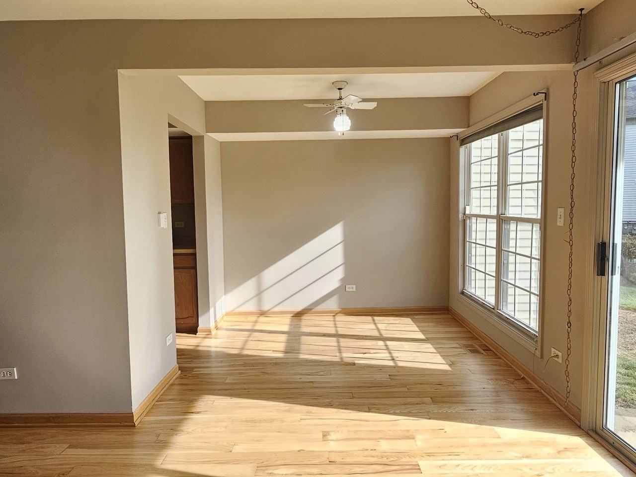 475 Bridle Trl - Photo 7 of 27