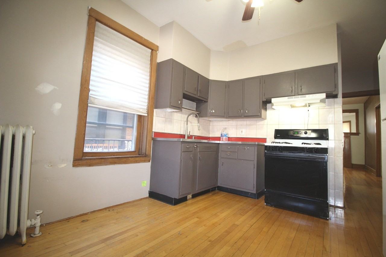 3905 N Christiana Ave Unit 1 #1 - Photo 4 of 8