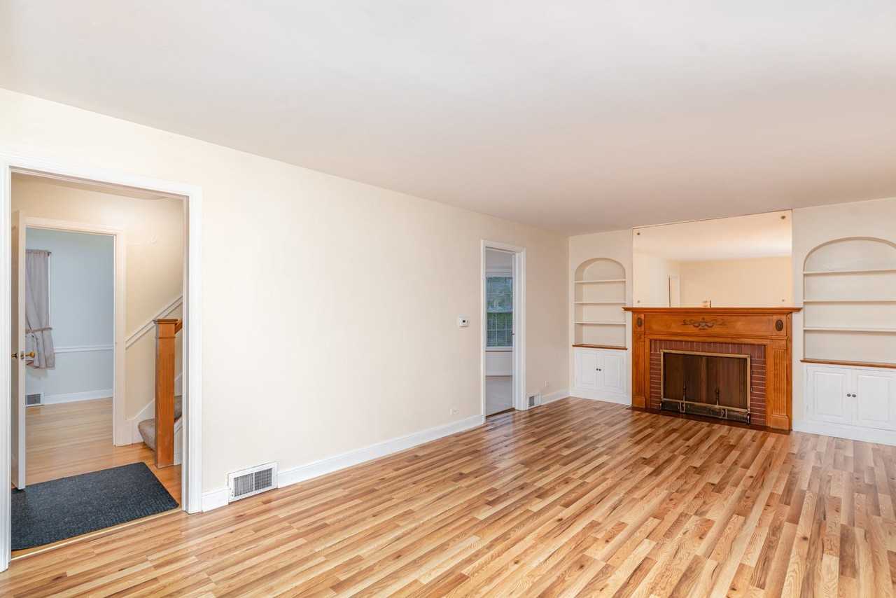 110 Homestead Dr - Photo 2 of 27