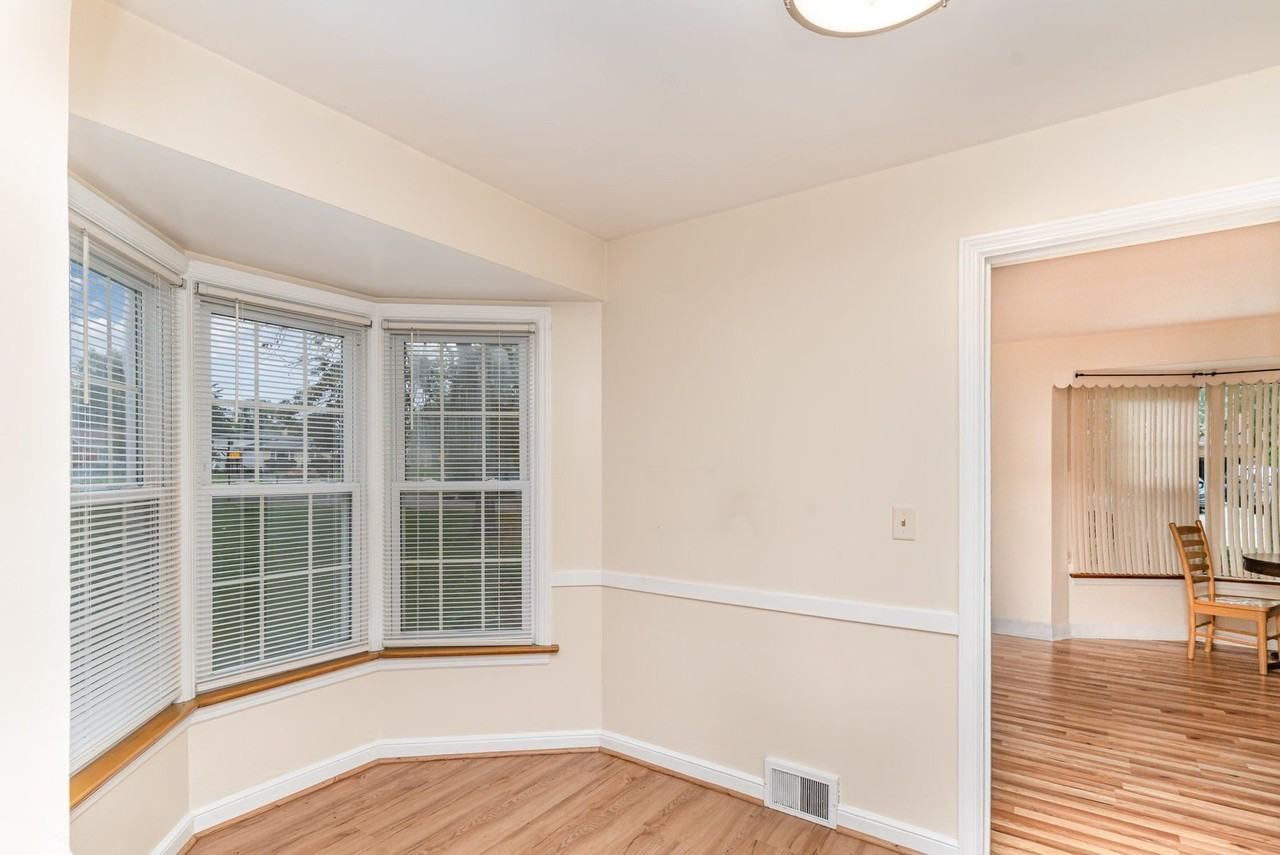 110 Homestead Dr - Photo 5 of 27