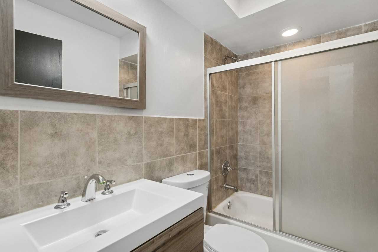 55 W Ann St Unit B #B - Photo 5 of 20