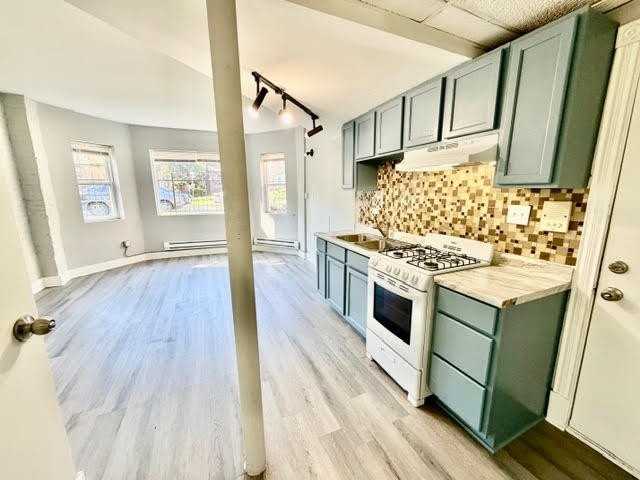 9211 S Laflin St Apt 1d #1D - Photo 2 of 5