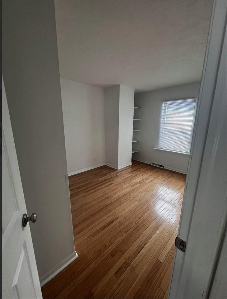 20564 N Elizabeth Ave - Photo 5 of 9