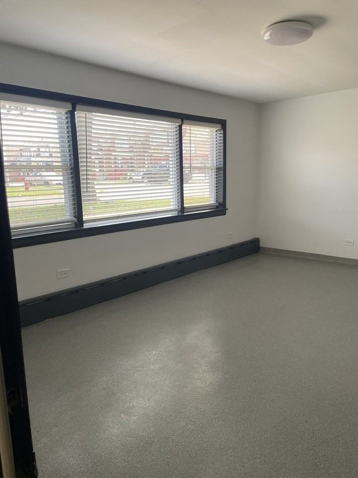 1540 S 59th Ct Unit B-South - Photo 5 of 7