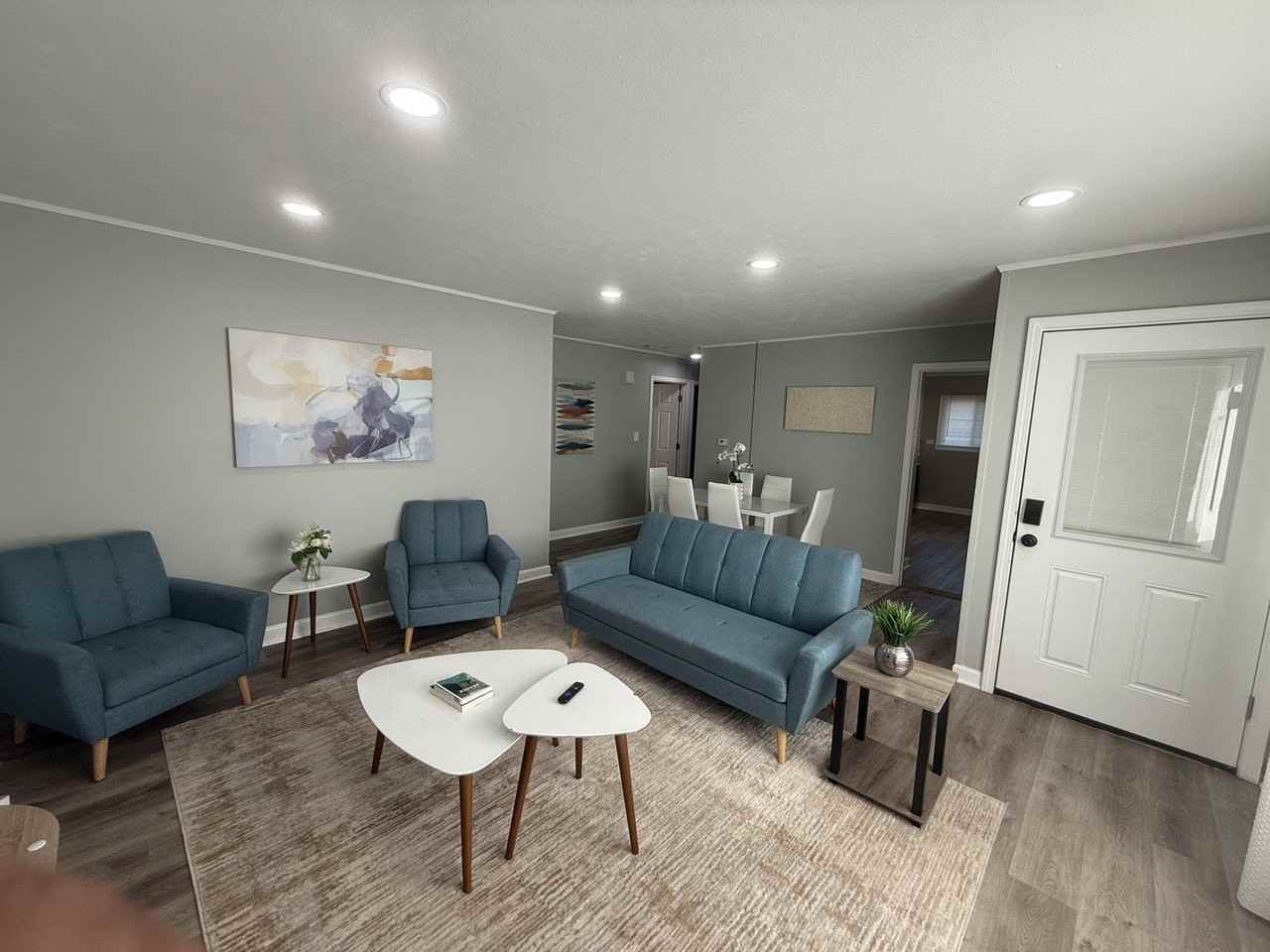 362 Marion Ct - Photo 3 of 11