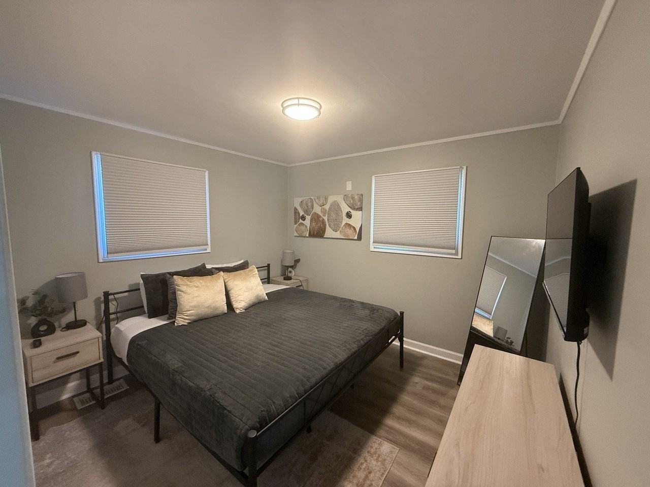 362 Marion Ct - Photo 4 of 11