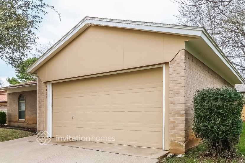 5411 Vermillion Trl - Photo 3 of 50