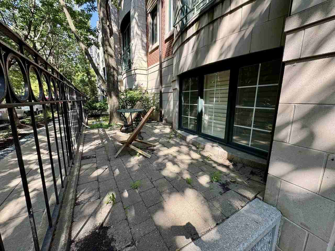 1413 S Prairie Ave - Photo 4 of 29