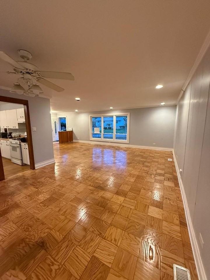 1440 Gentry Rd - Photo 3 of 15