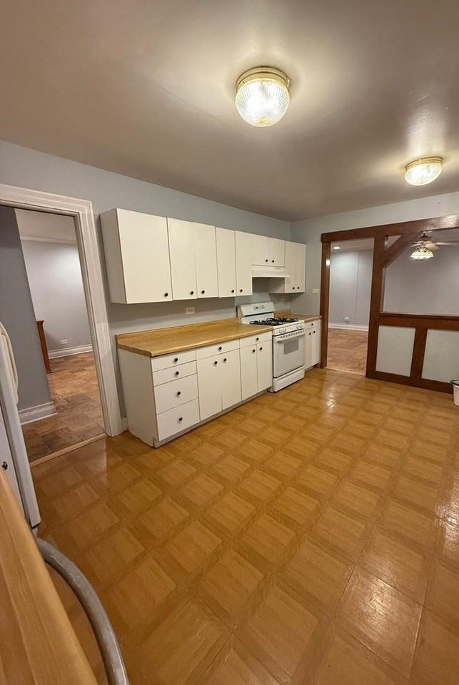 1440 Gentry Rd - Photo 6 of 15