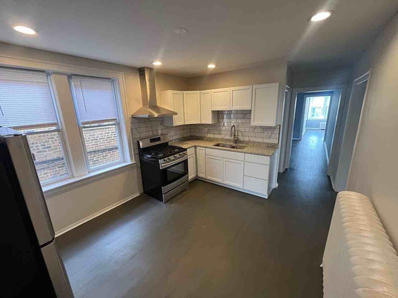 5115 S California Ave Apt 1 #1 - Photo 7 of 13