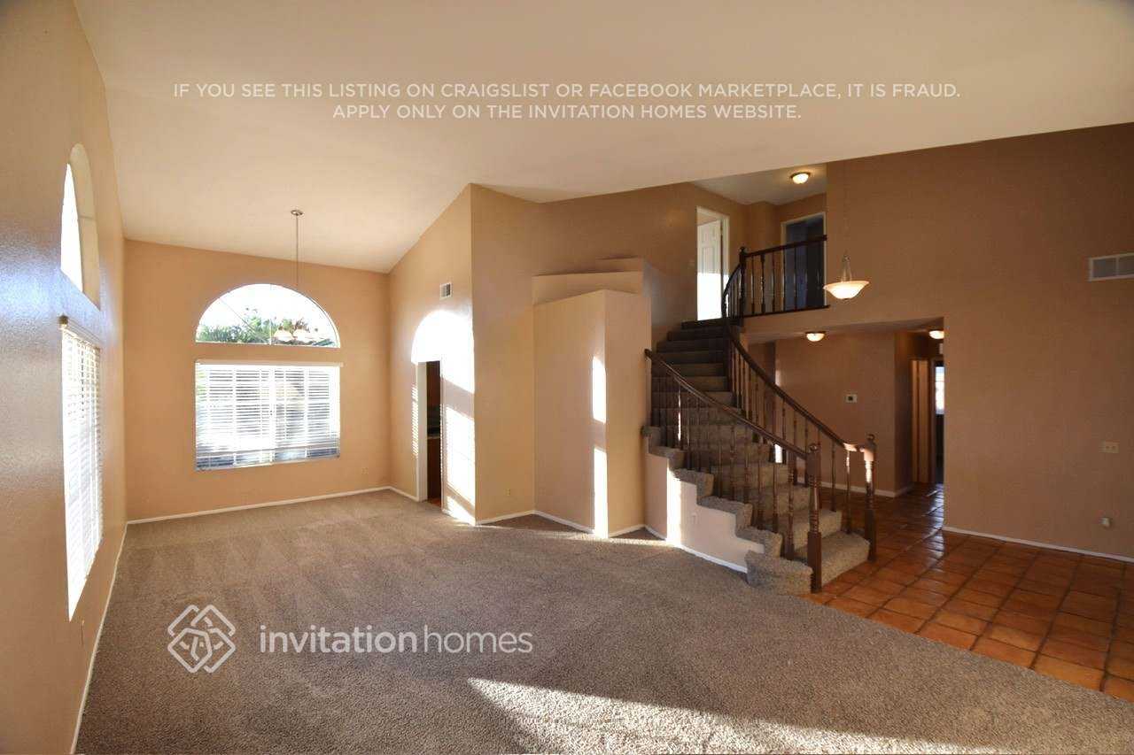 7157 Stanhope Ln - Photo 2 of 11