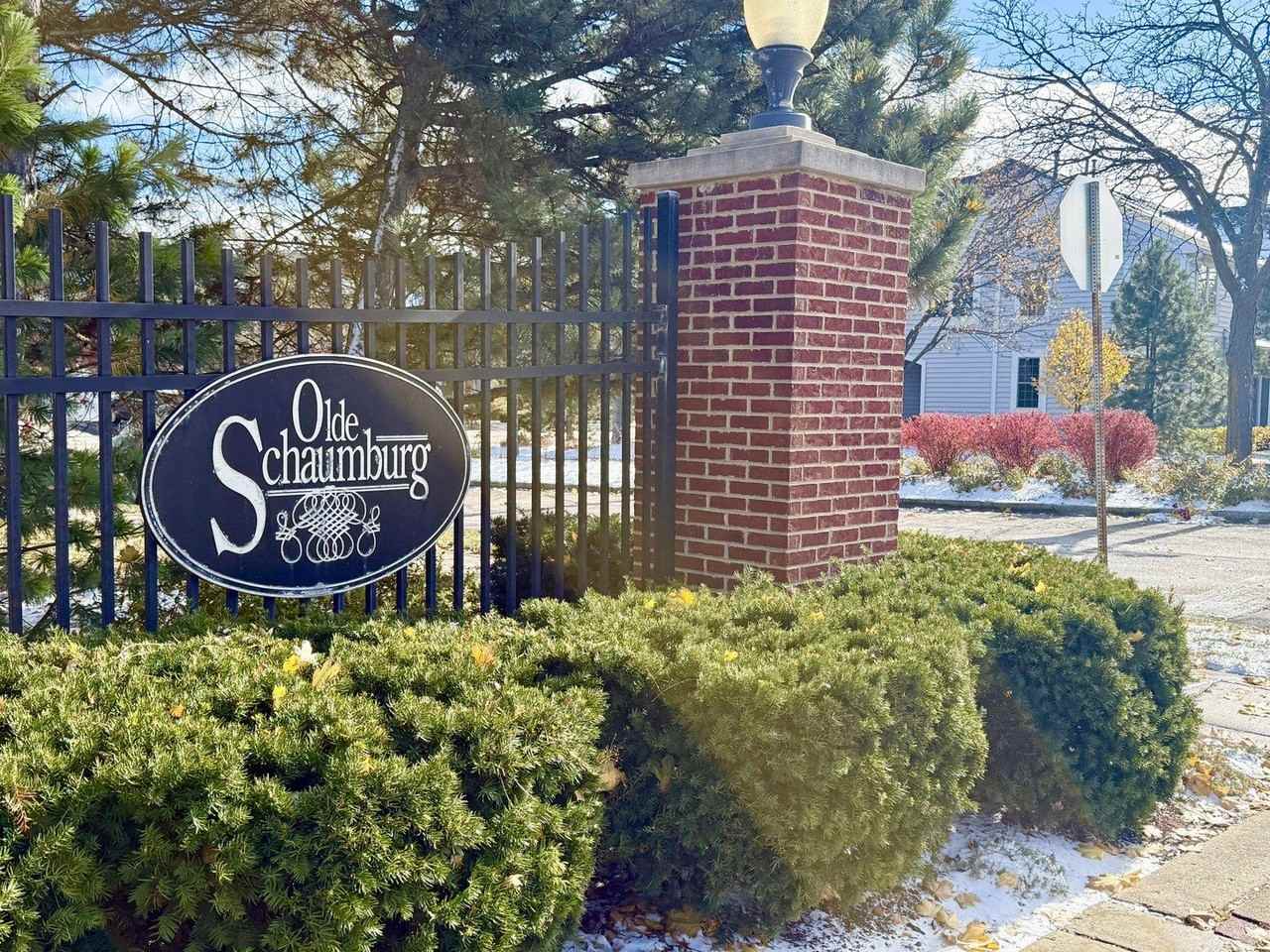 153 Fulbright Ln - Photo 2 of 23