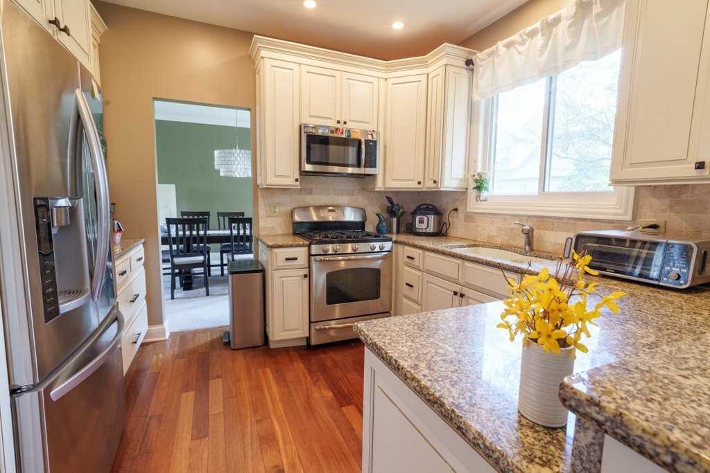 864 Red Clover Dr - Photo 7 of 13