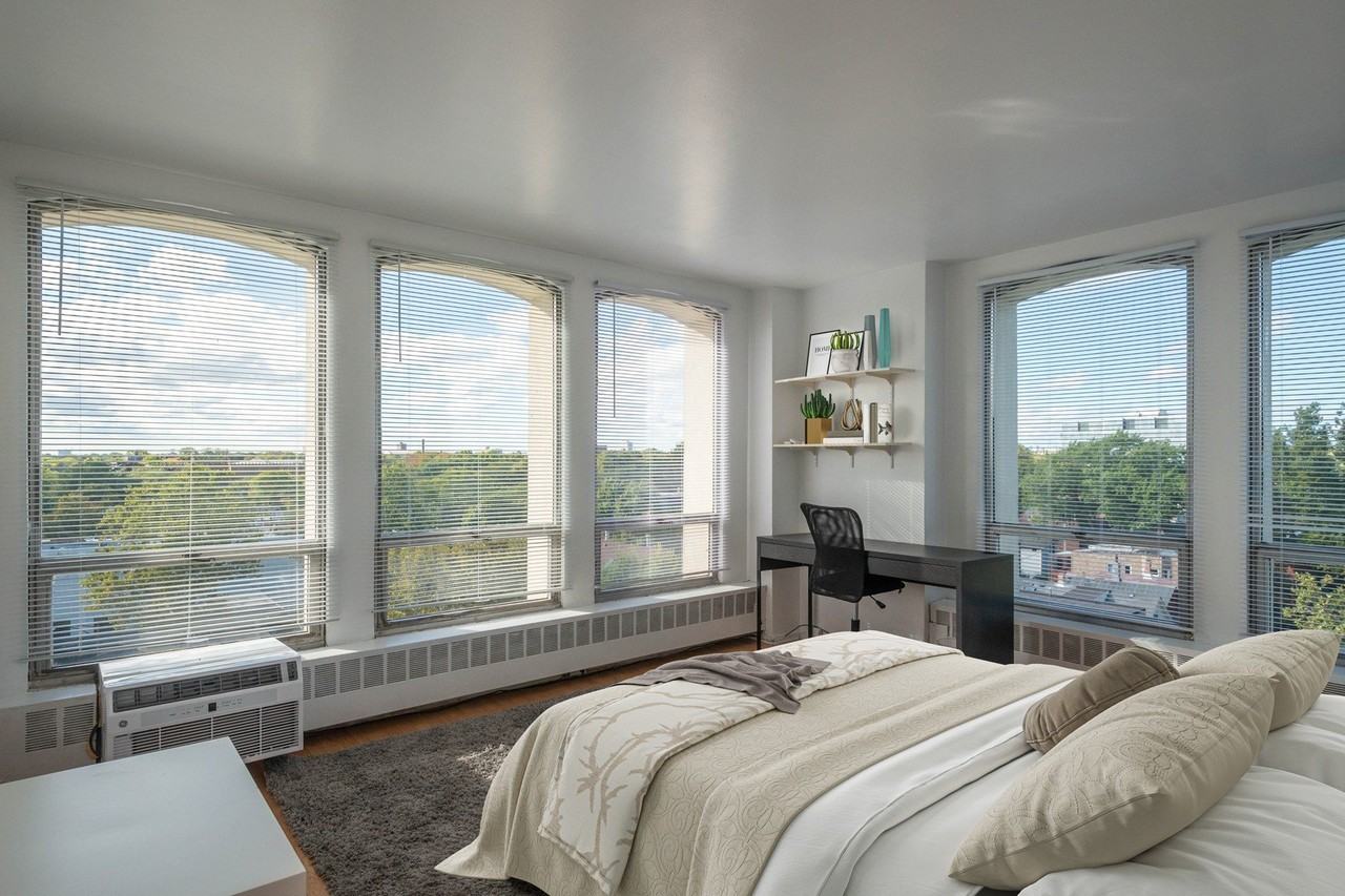 1401 E 55th St Apt 701n #701N - Photo 4 of 10