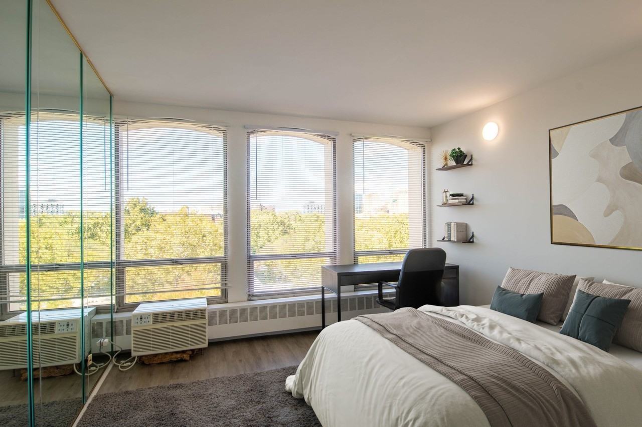 1401 E 55th St Apt 701n #701N - Photo 6 of 10