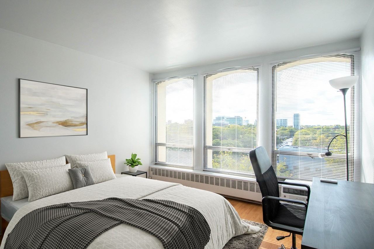 1401 E 55th St Apt 701n #701N - Photo 7 of 10