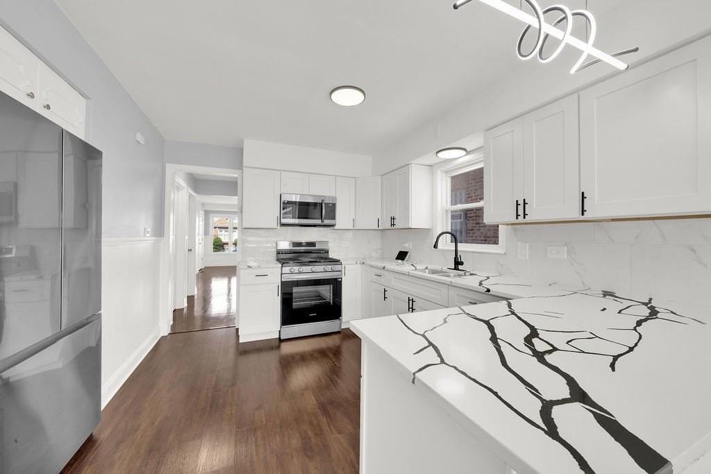 7245 S Washtenaw Ave Unit 2 #2 - Photo 7 of 14