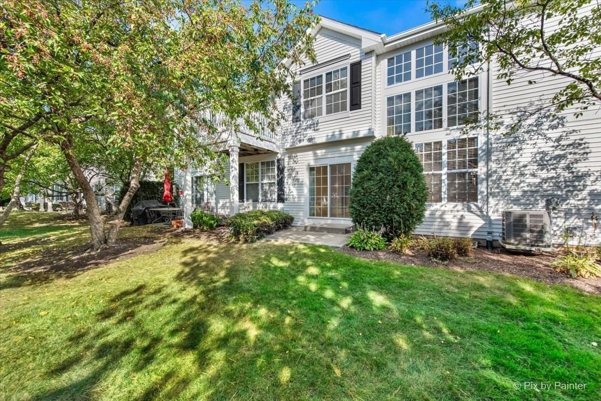 827 Riding Ln Unit 827 #827 - Photo 3 of 40