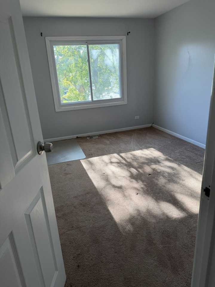 2920 Roberts Dr Apt 5 #5 - Photo 5 of 8