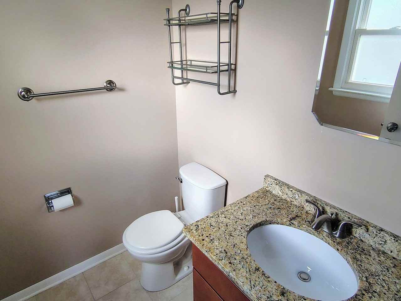 539 W Ida Ct Apt 2 #2 - Photo 6 of 11