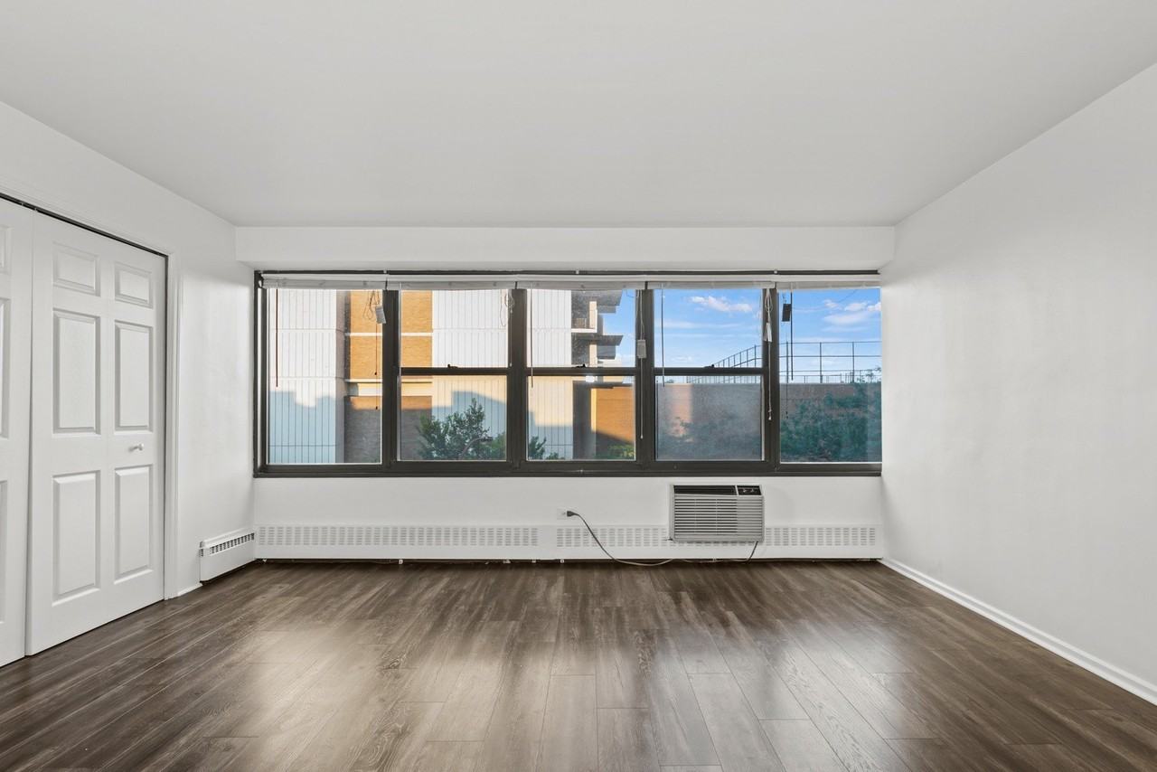 6030 N Sheridan Rd Apt 412 #412 - Photo 7 of 14