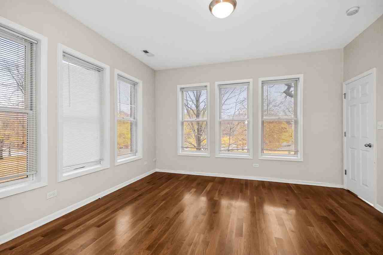 3986 S Drexel Blvd Apt 3n #3N - Photo 7 of 16