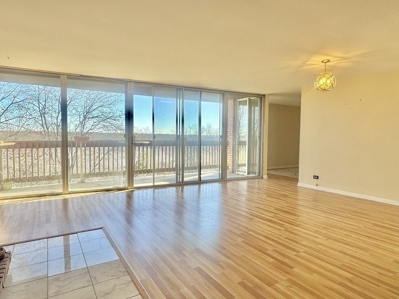 5600 Hillcrest Ln Apt 3d #3D - Photo 7 of 25