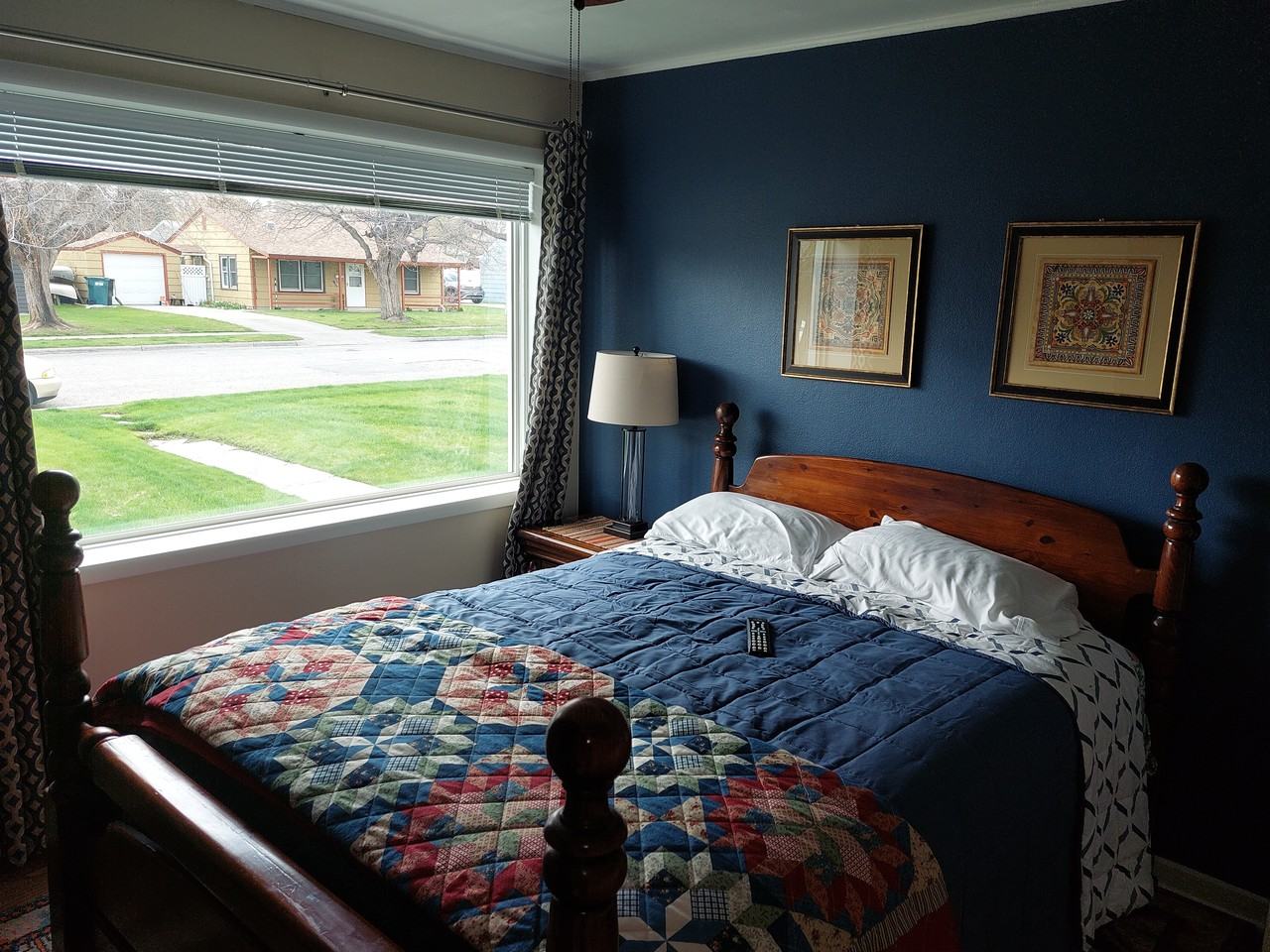 2211 Maple St - Photo 3 of 7