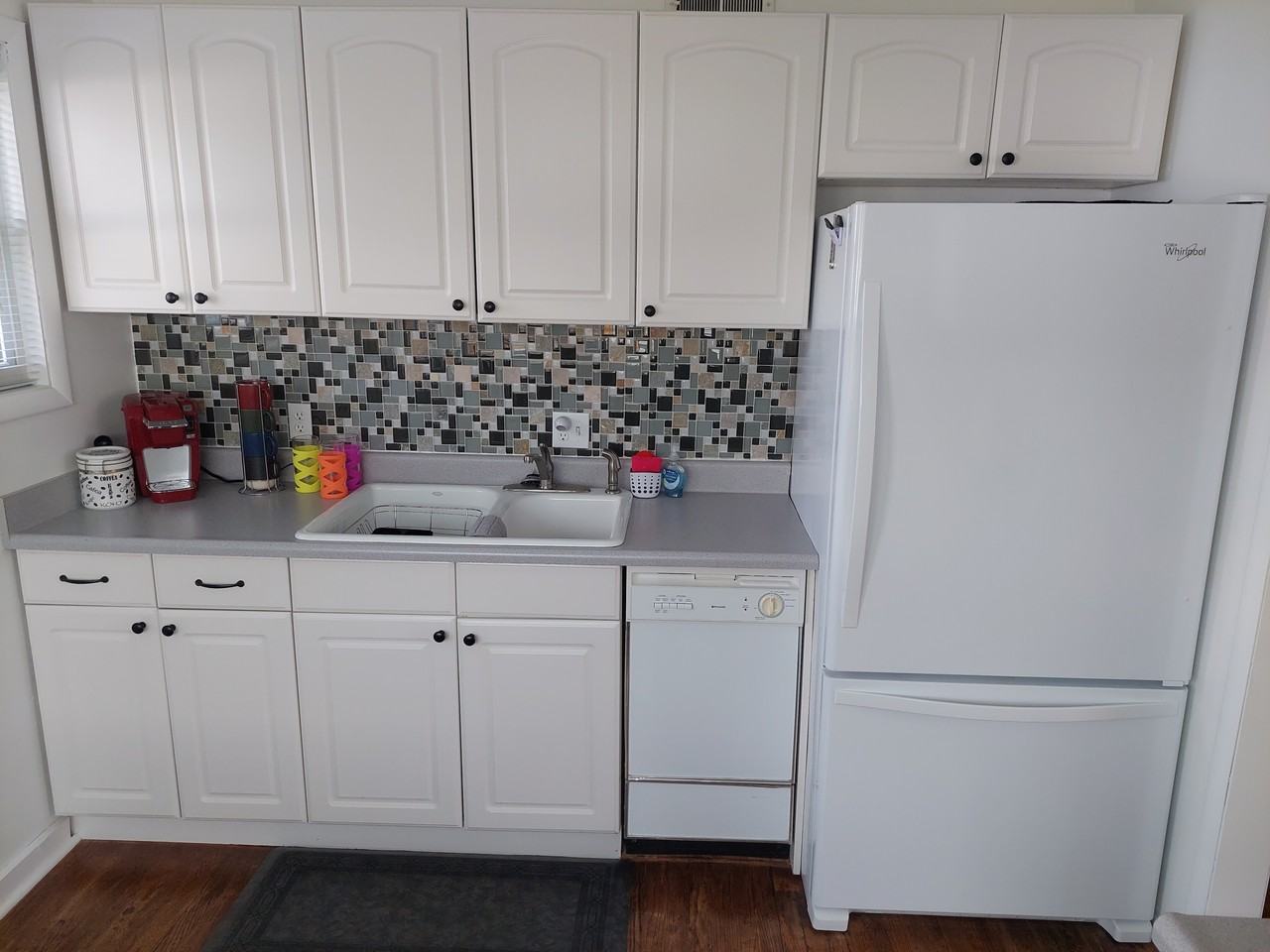 2211 Maple St - Photo 5 of 7