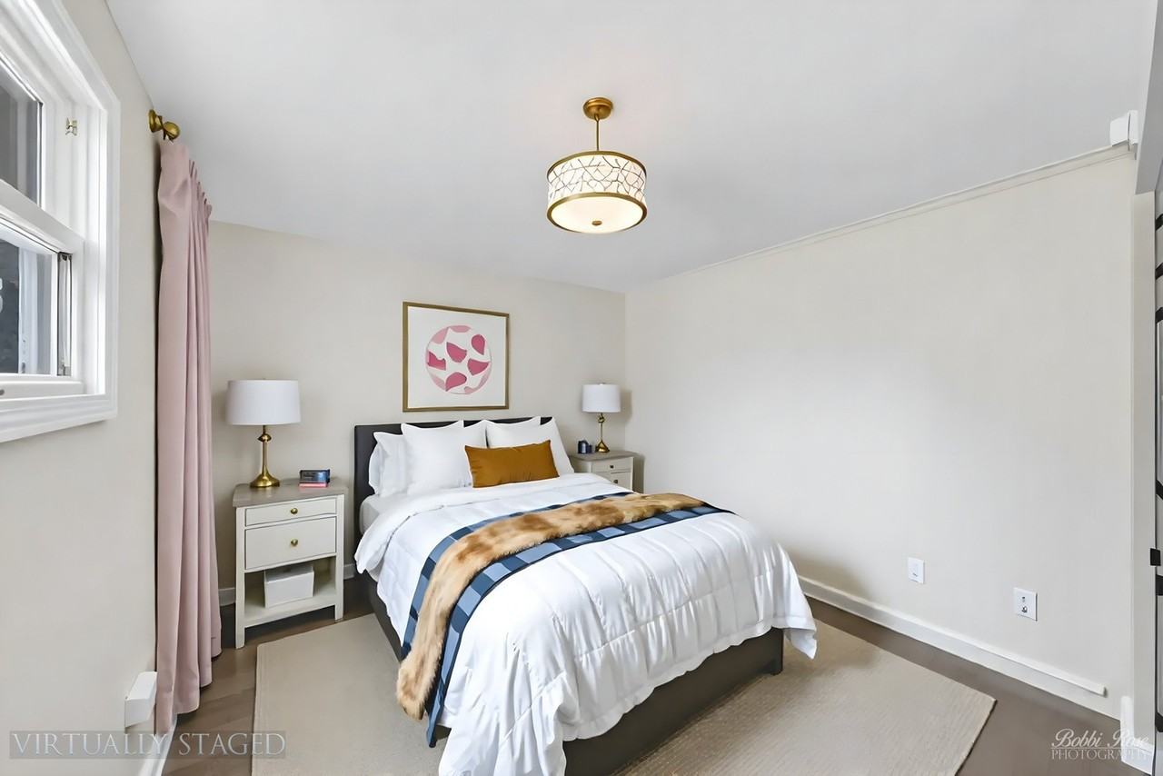 4405 Greenwood Rd - Photo 5 of 13