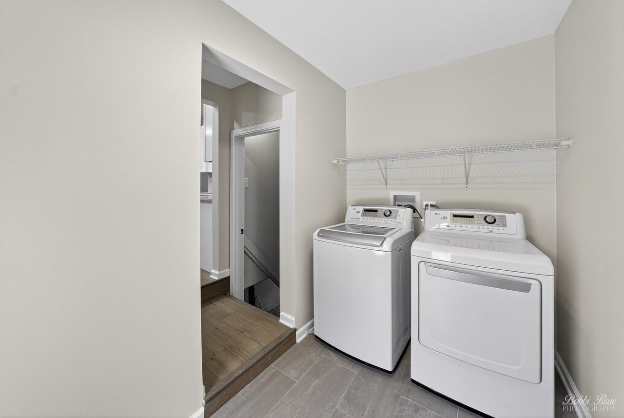 4405 Greenwood Rd - Photo 7 of 13